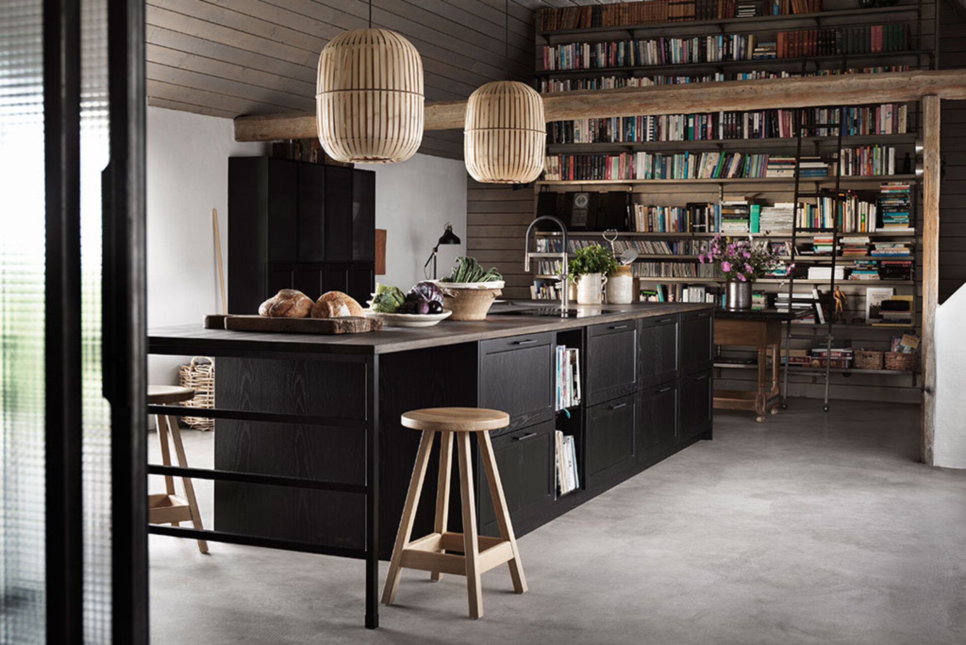 Hela köket är en köksö Hela köket är en köksö