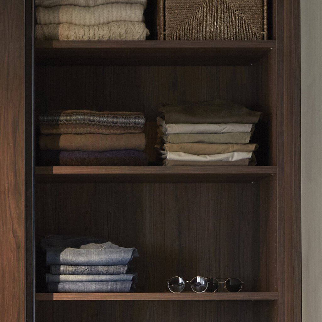 Garderobsinredning hylla Garderobsinredning hylla