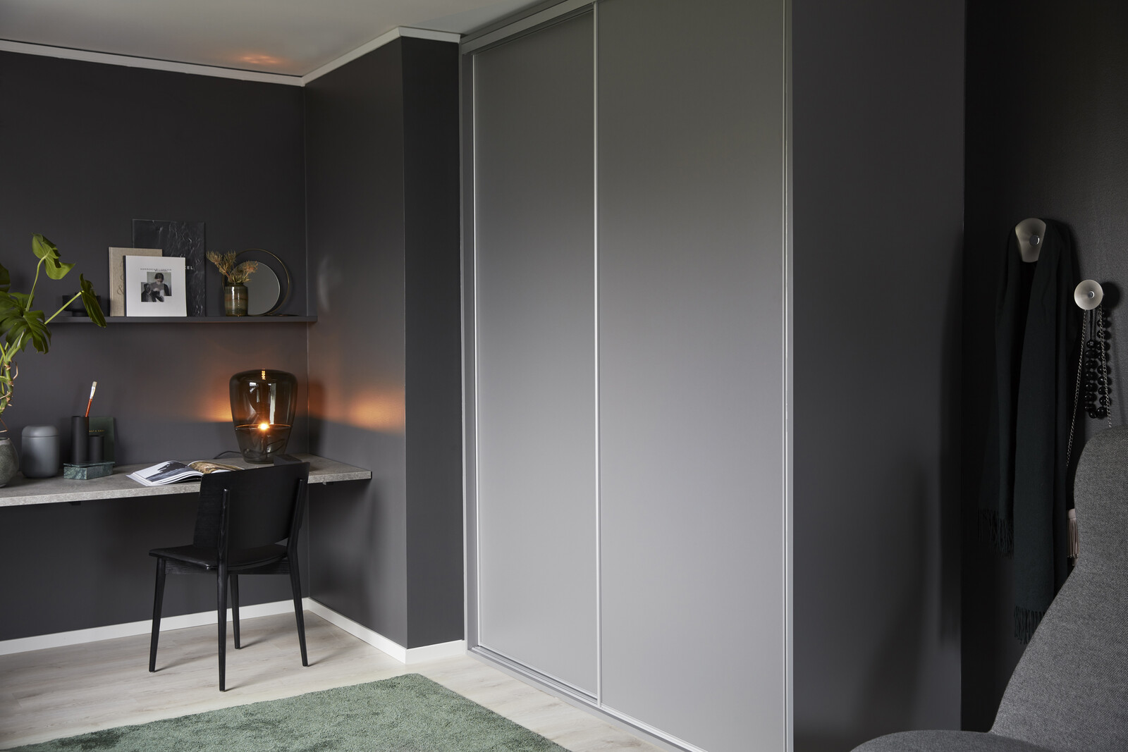 Förvaringsinspiration Lounge silver grå inredning grå