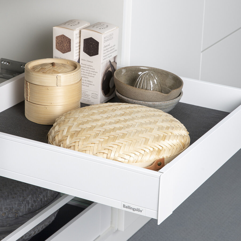 Back 60 vit plåt låg