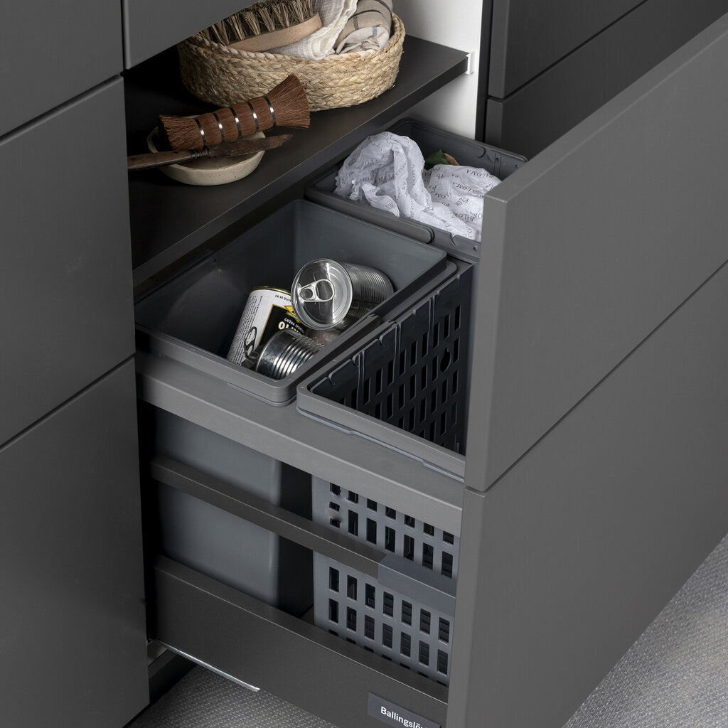 Atira sopskåp 60, låda med sopinrede och låg front Atira sopskåp 60, låda med sopinrede och låg front