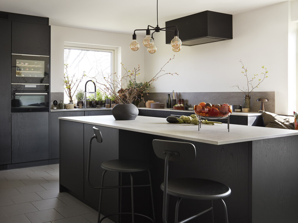 Köksinspiration Wood ek svartbets