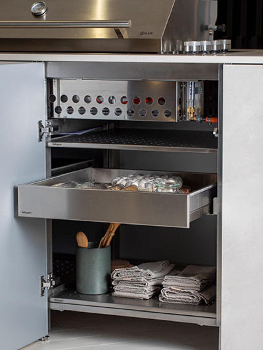 utekok-skap-grill-hylla-lada-0213-400x533.jpg utekok-skap-grill-hylla-lada-0213-400x533.jpg